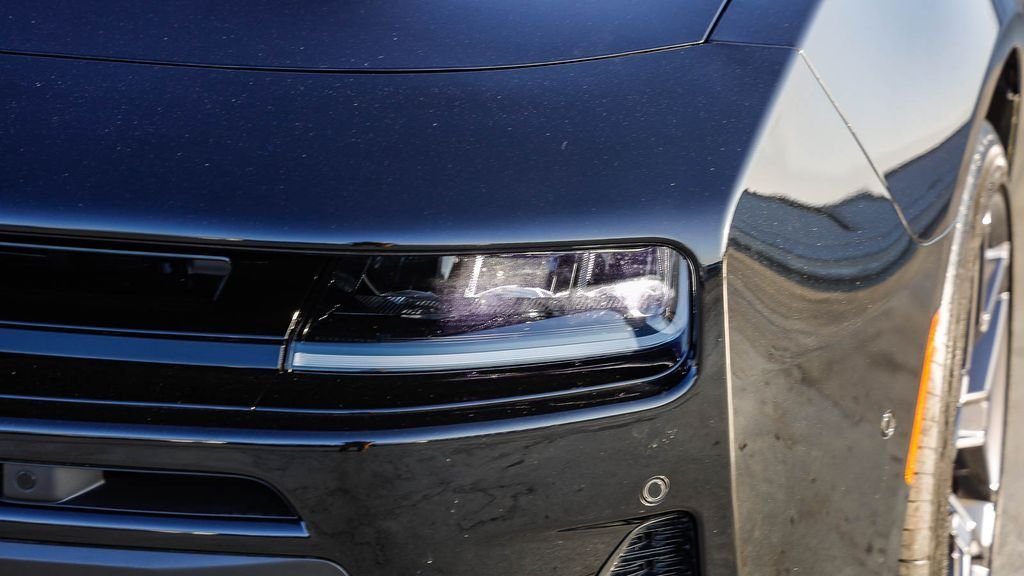 New 2026 Diamond Black Crystal Pearlcoat Dodge Scat Pack image 5