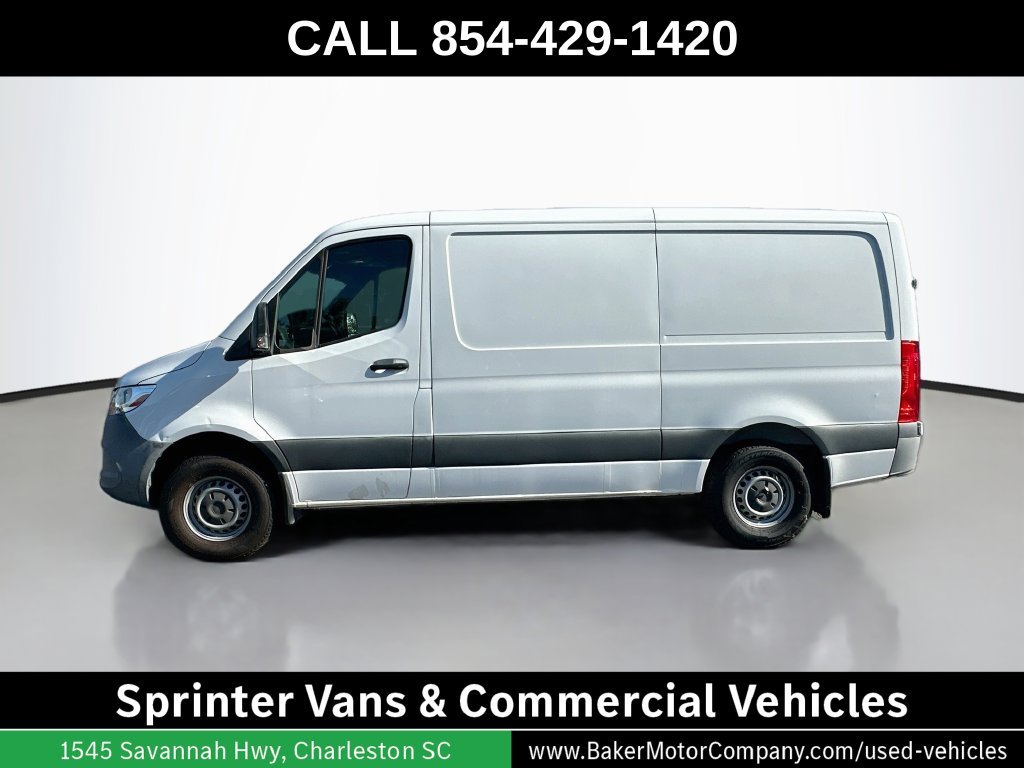 Used 2020 White Freightliner Base image 2