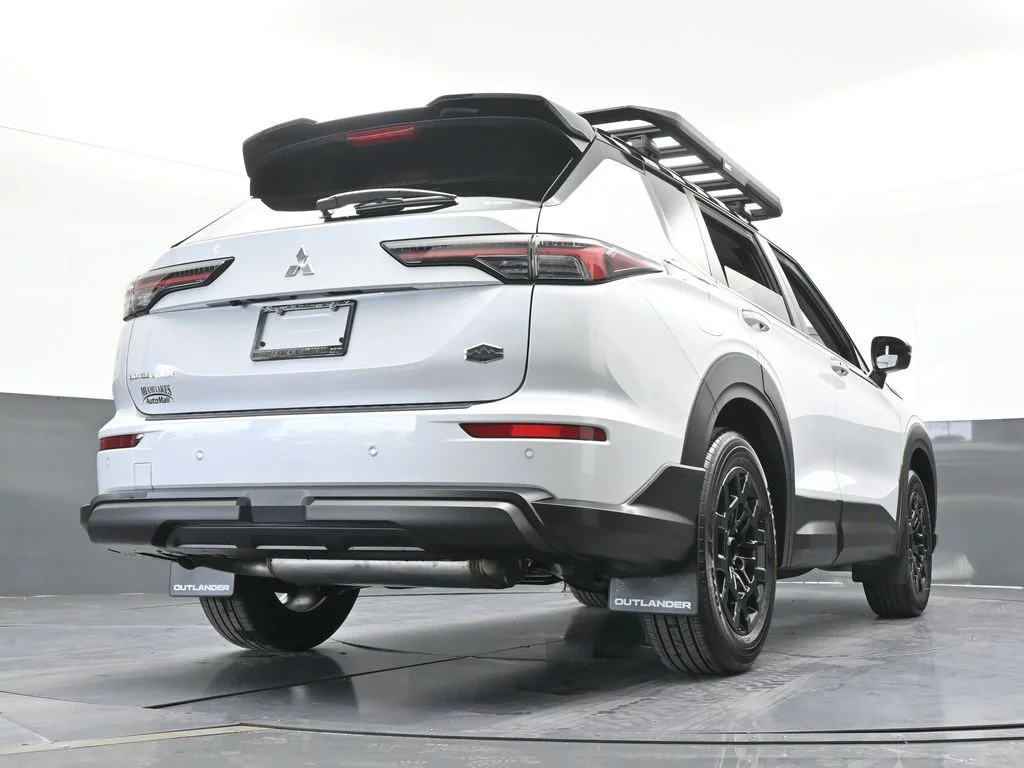 New 2026 White / Black Mitsubishi Trail Edition image 60