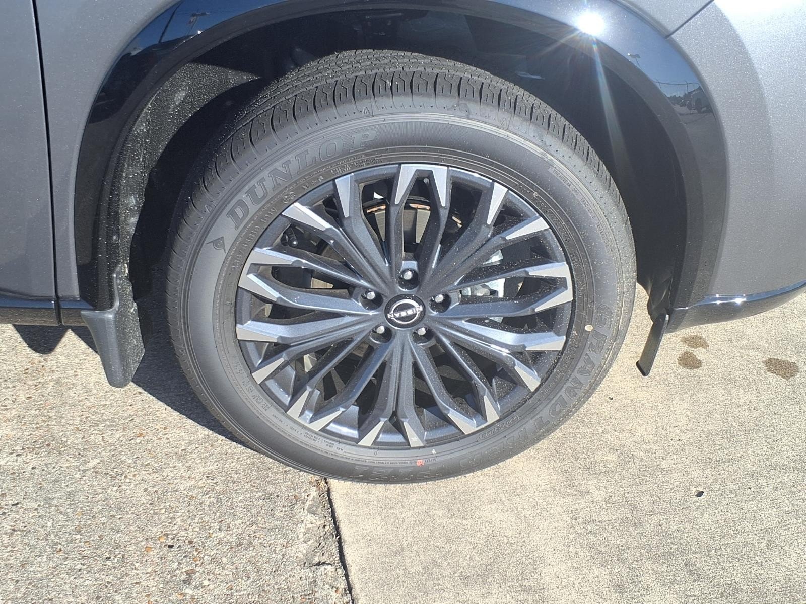 2026 Nissan Rogue photo 9 of 25