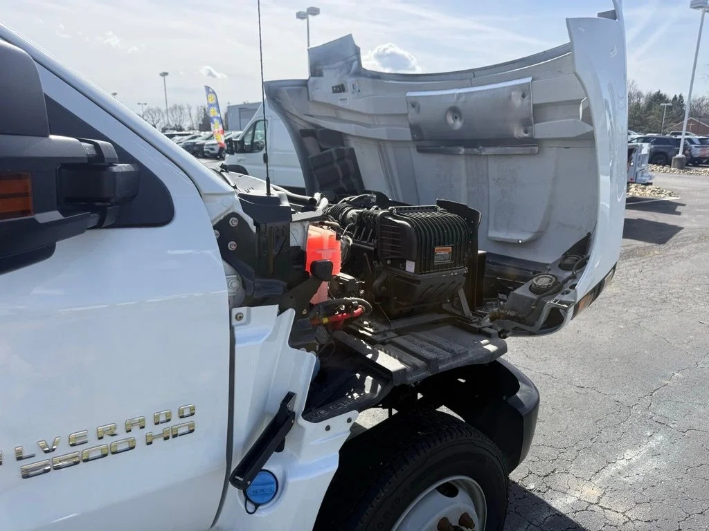 Used 2022 White Chevrolet DUMP image 52