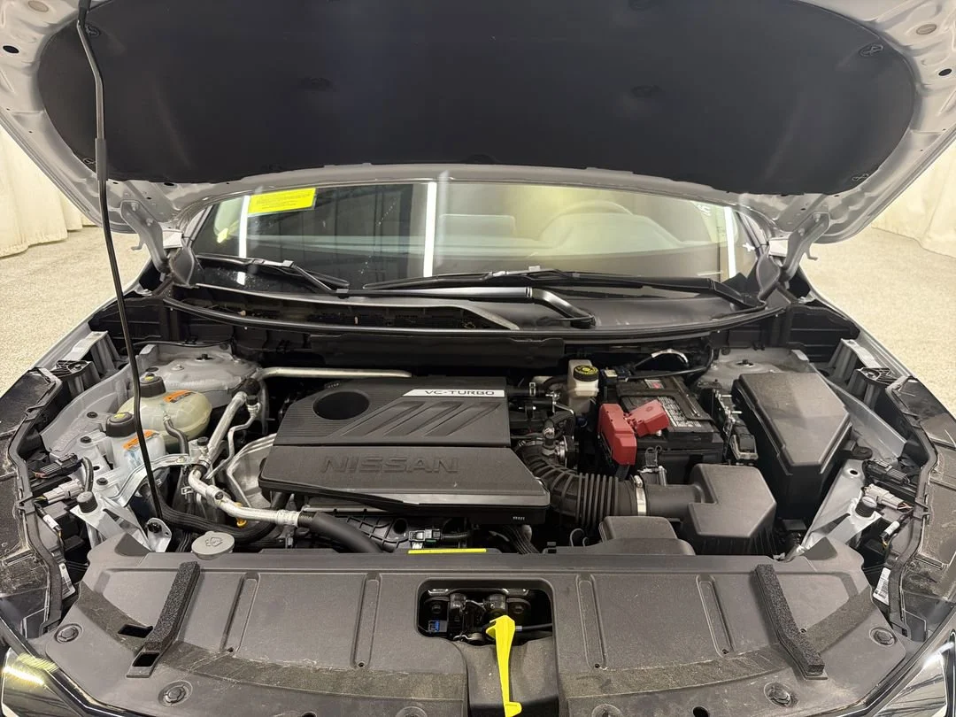 2025 Nissan Rogue SV - Photo 11
