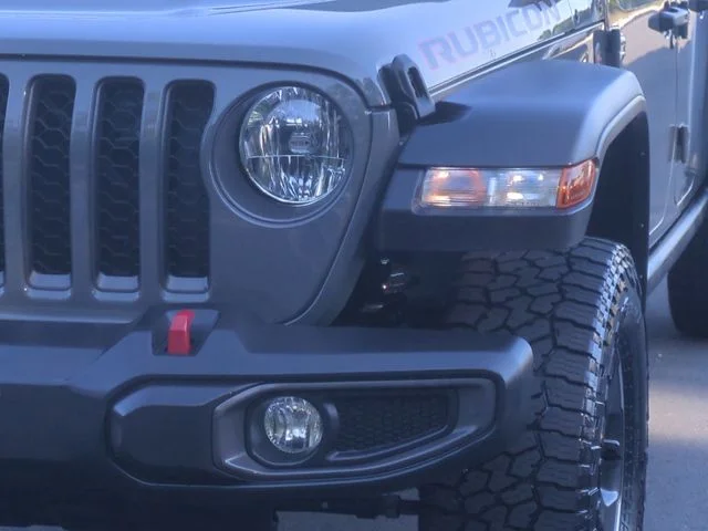 Used 2022 Gray Jeep Rubicon image 17