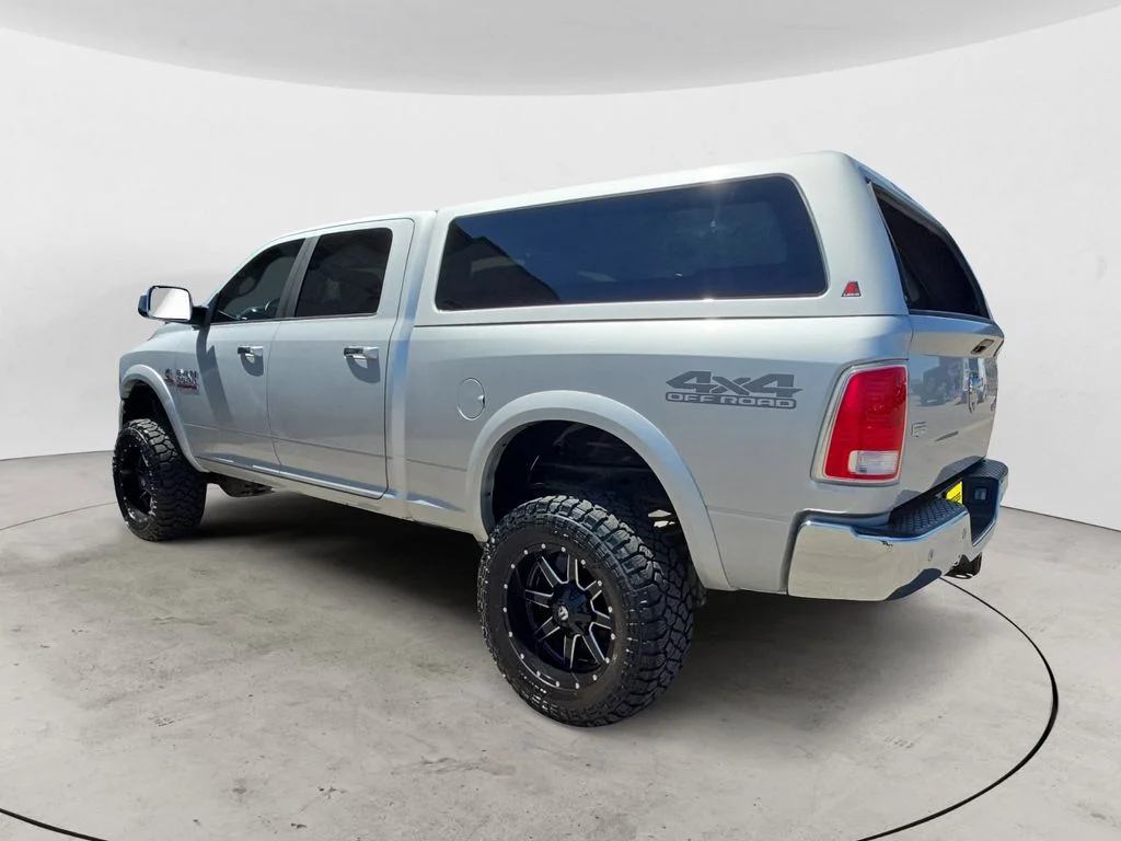 Used 2017 Silver Ram Laramie image 3