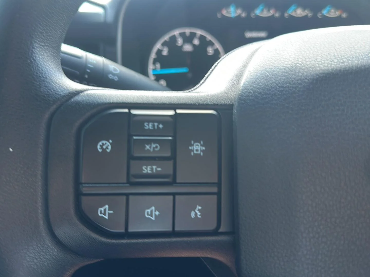 Used 2021 Space Gray Ford XL image 23