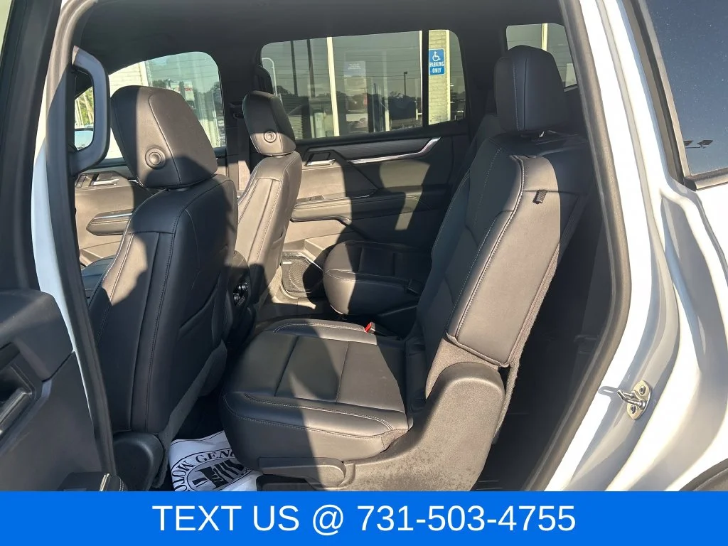 Used 2024 White GMC Elevation image 26