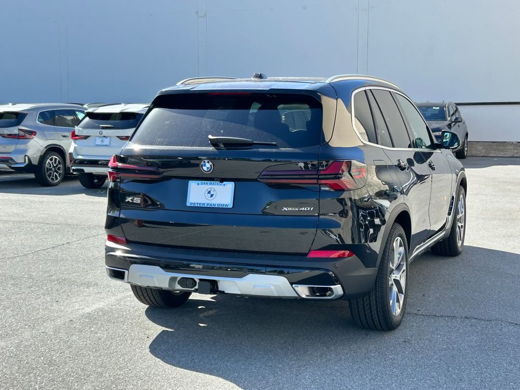 New 2026 Black Sapphire Metallic BMW xDrive40i image 5