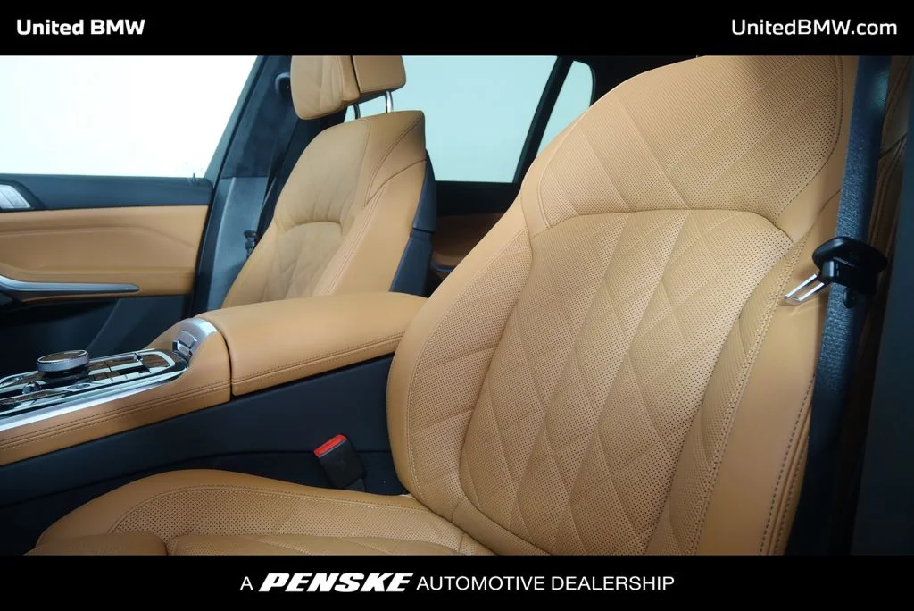 New 2027 Mineral White Metallic BMW xDrive40i image 10