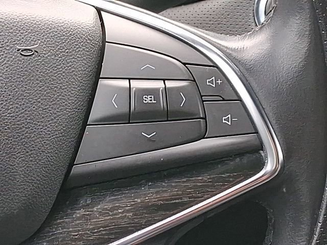 Used 2021 Crystal White Tricoat Cadillac Premium Luxury image 12