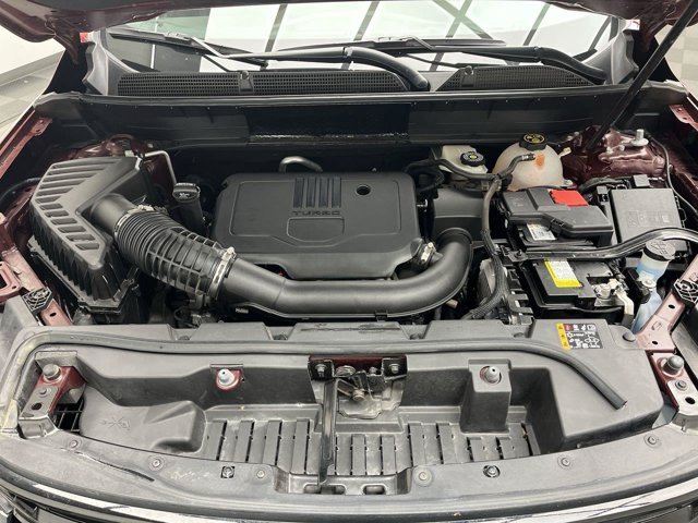 Used 2023 Volcanic Red Tintcoat GMC SLE image 31