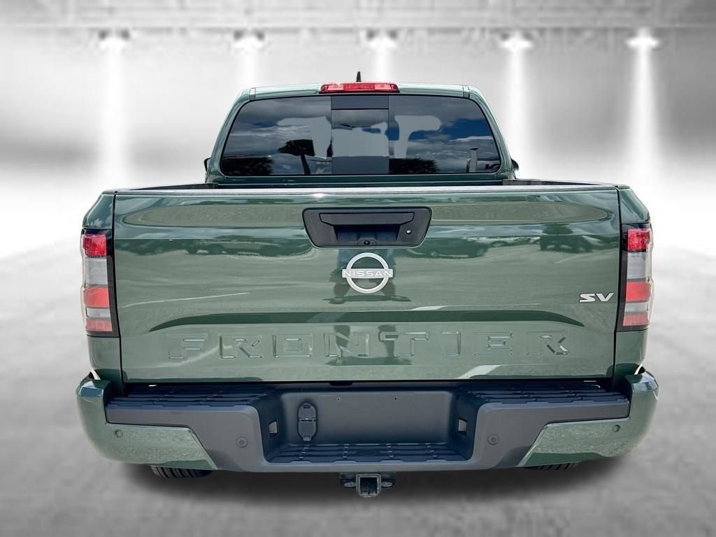 Used 2024 Green Nissan SV image 8