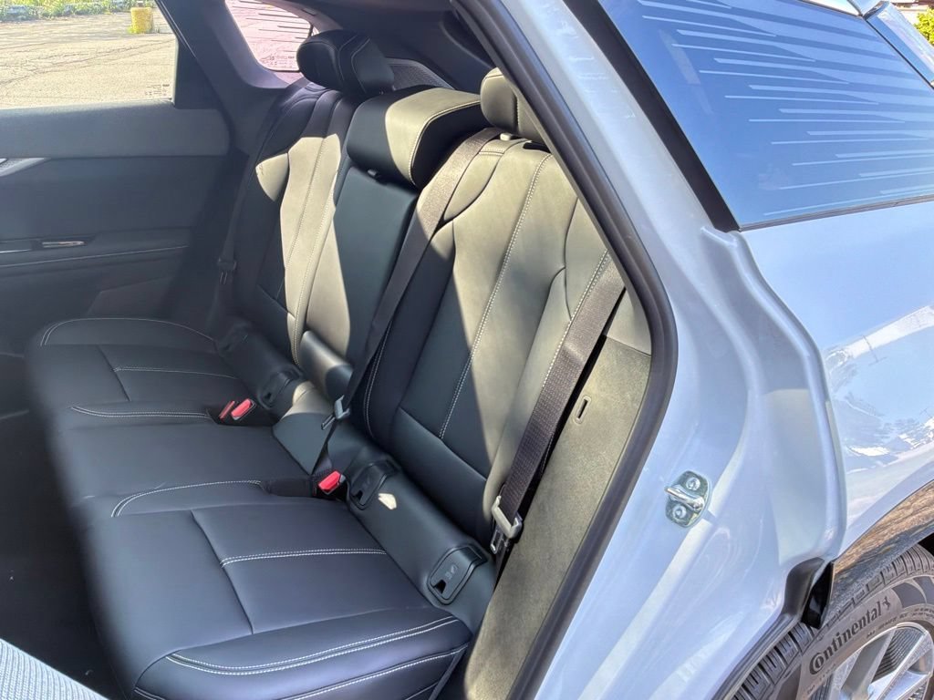 2027 Cadillac OPTIQ Luxury - Photo 27