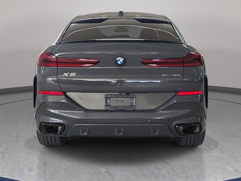 Used 2026 Dravit Grey Metallic BMW xDrive40i image 8