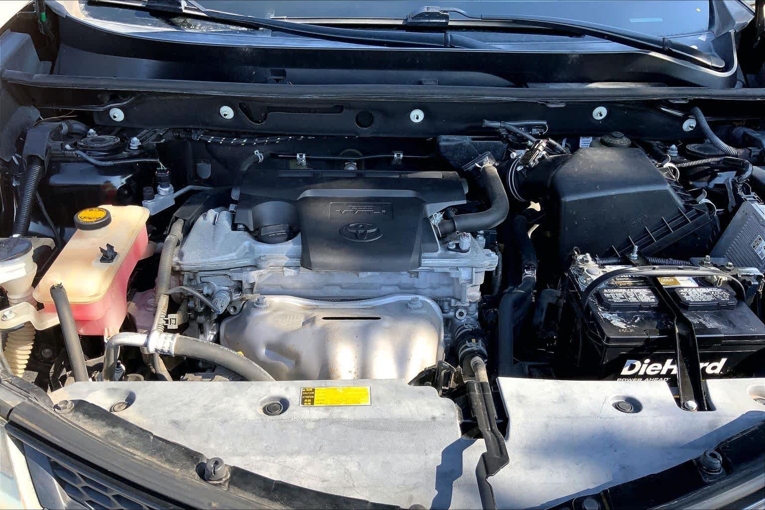 Used 2015 Black Toyota LE image 30