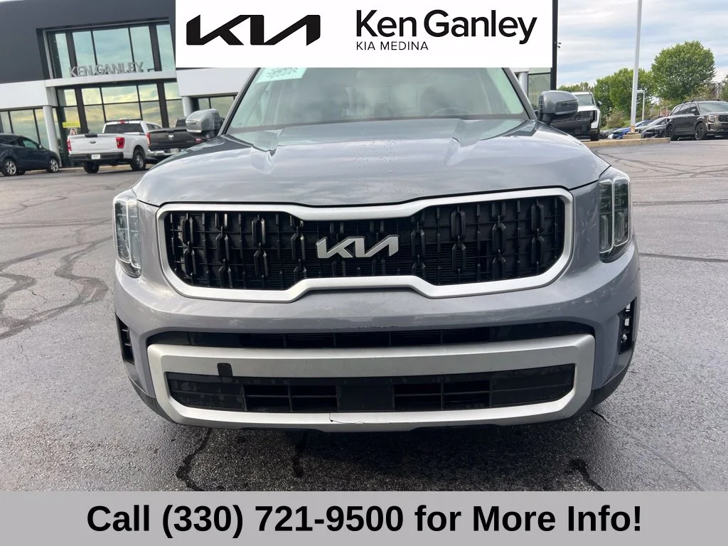Used 2024 Silver Kia LX image 18