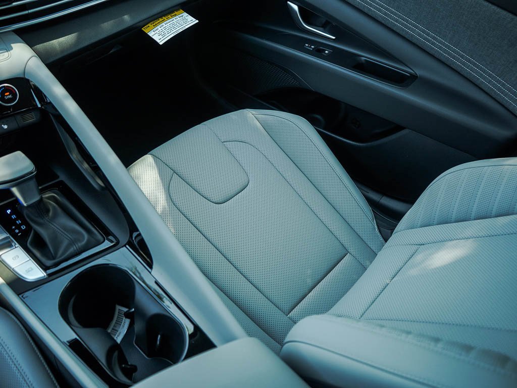 New 2026 Amazon Gray Hyundai Limited Sedan FWD image 24