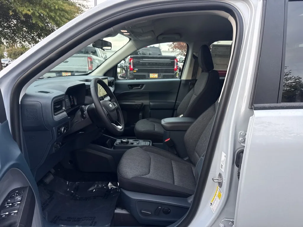 New 2026 White Ford XLT image 13
