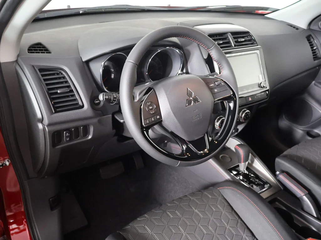 New 2027 Red Mitsubishi 2.0 LE 2WD image 23