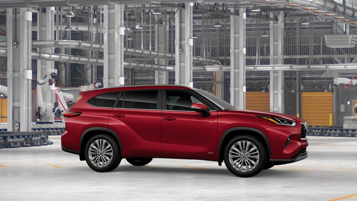 New 2026 Ruby Flare Pearl Toyota Hybrid Platinum image 13