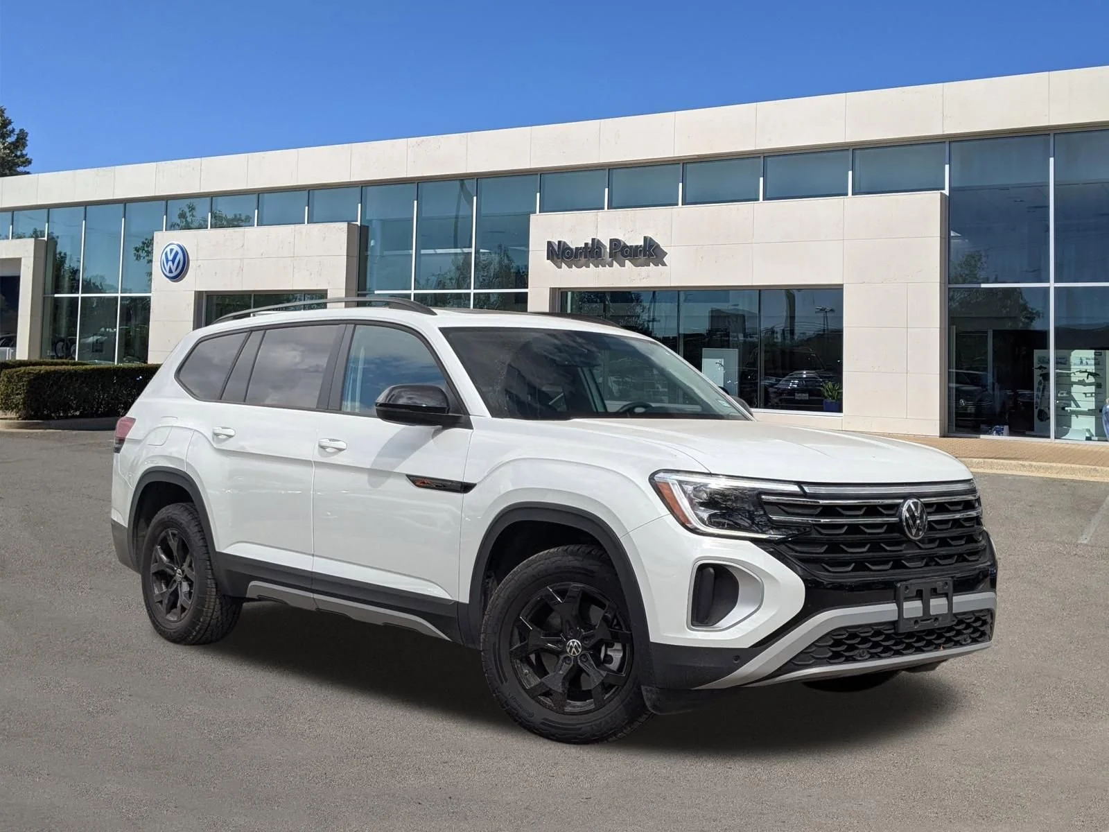 2025 Volkswagen Atlas 2.0T Atlas Peak Edition 4MOTION's photo