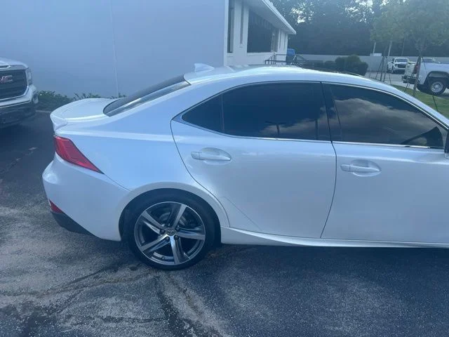 Used 2018 White Lexus 300 image 4