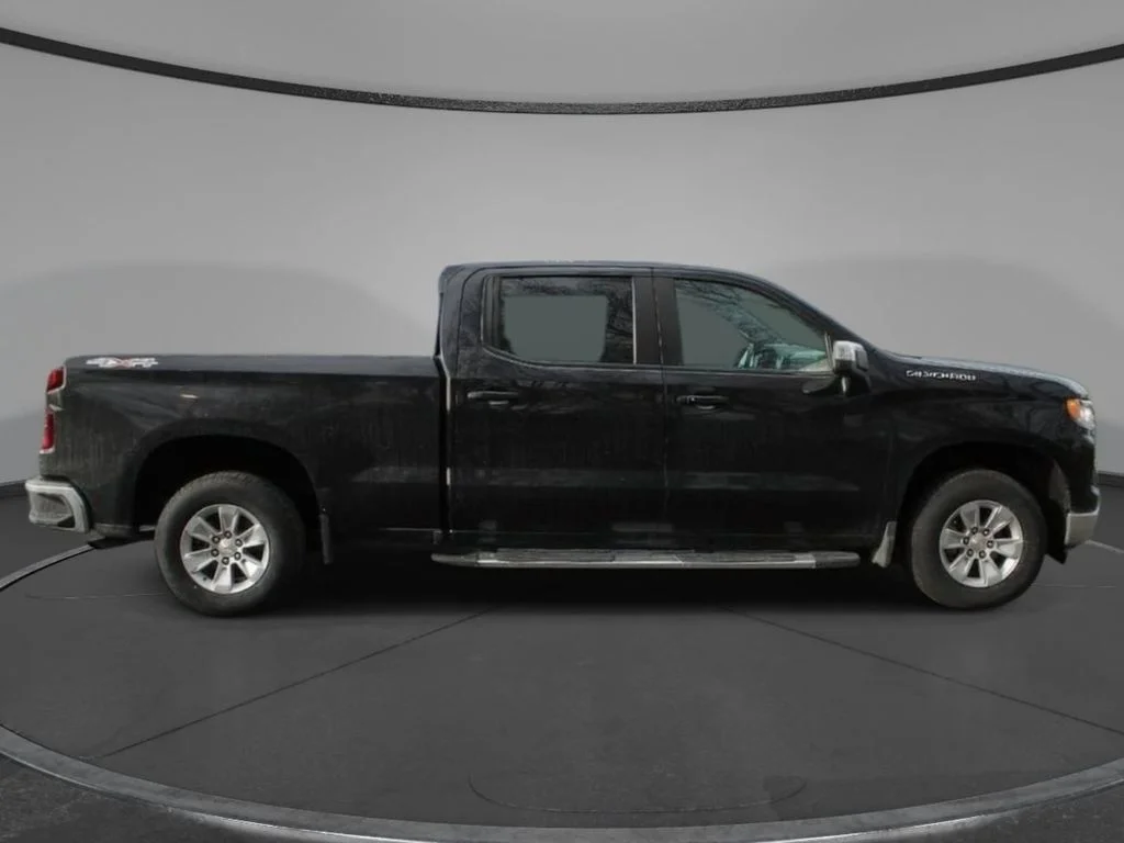 2023 Chevrolet Silverado 1500 LT - Photo 6