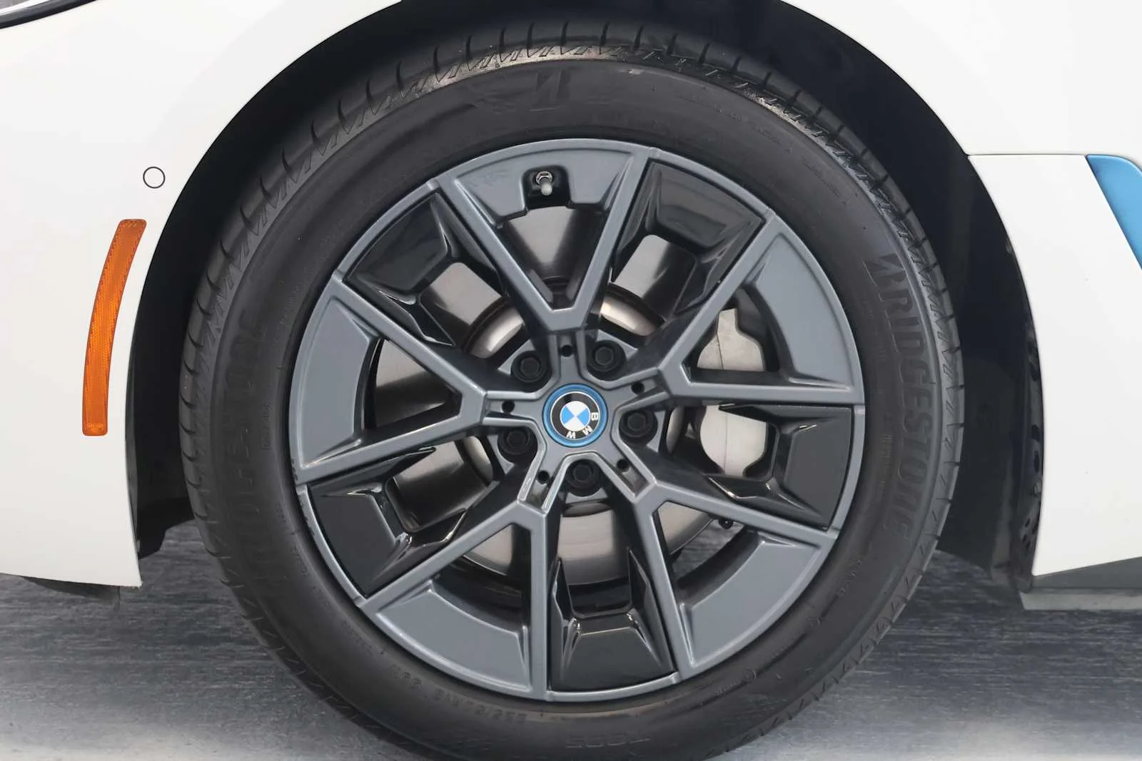 Certified Used 2023 Mineral White Metallic BMW eDrive35 image 12