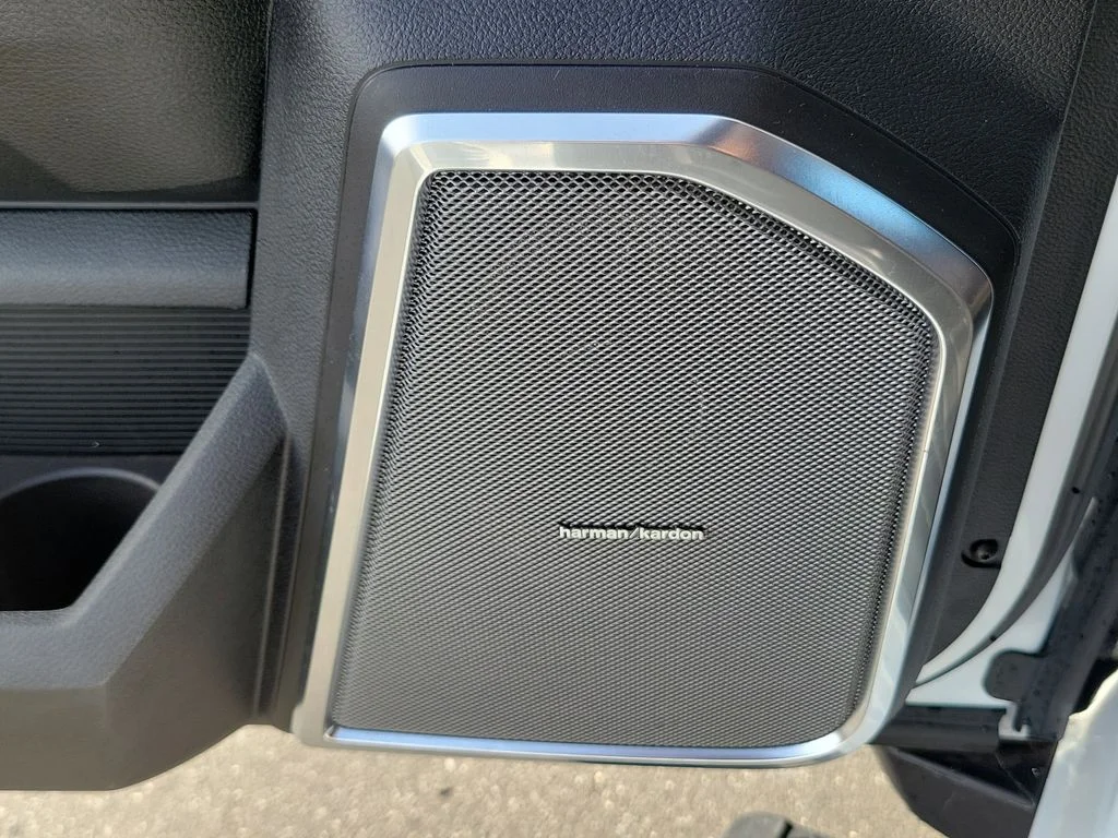 Used 2025 White Ram Laramie image 15