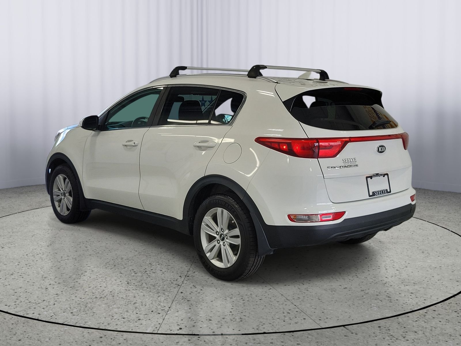 Used 2019 White Kia LX image 3