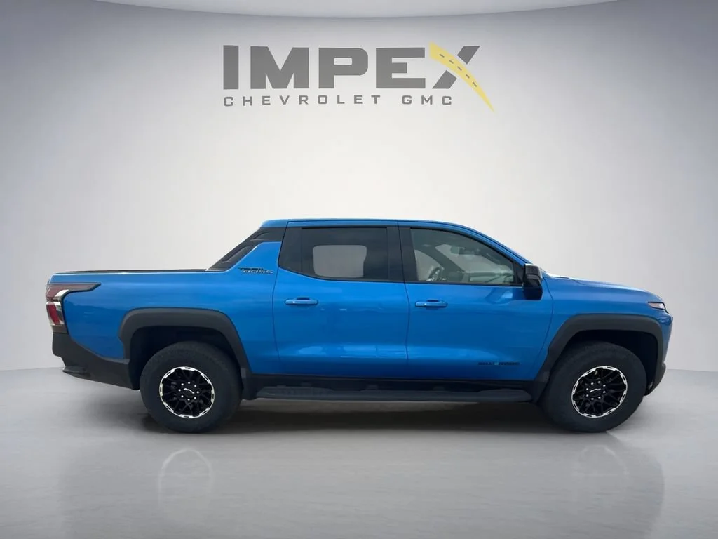 Used 2026 Riptide Blue Metallic Chevrolet Trail Boss - Max Range image 6