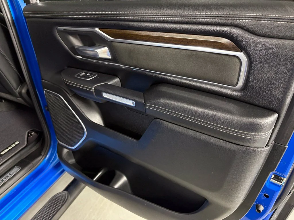 Used 2021 Blue Ram Laramie image 41