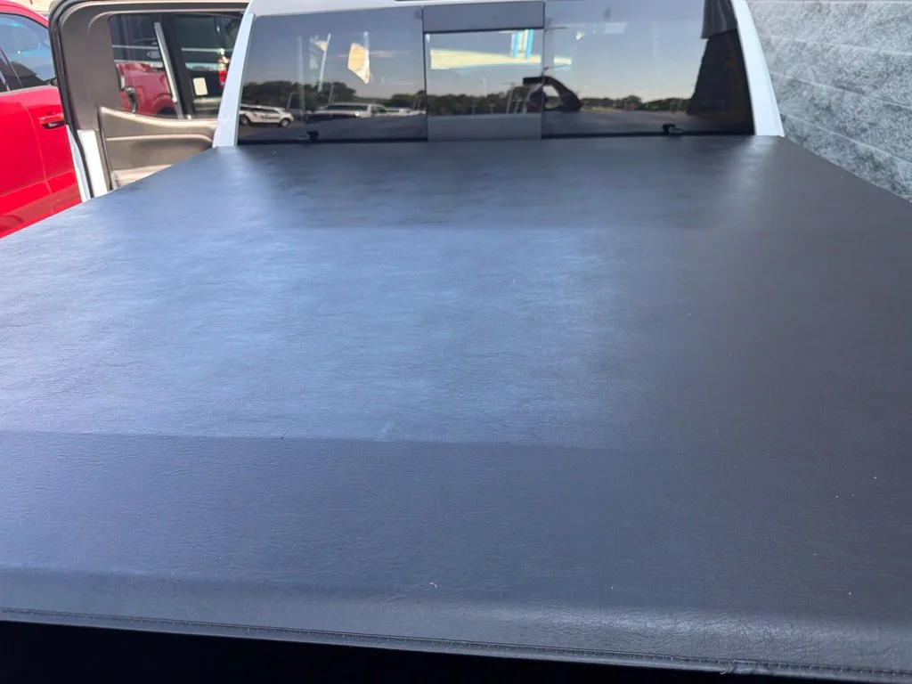 Used 2022 Summit White GMC AT4 image 13