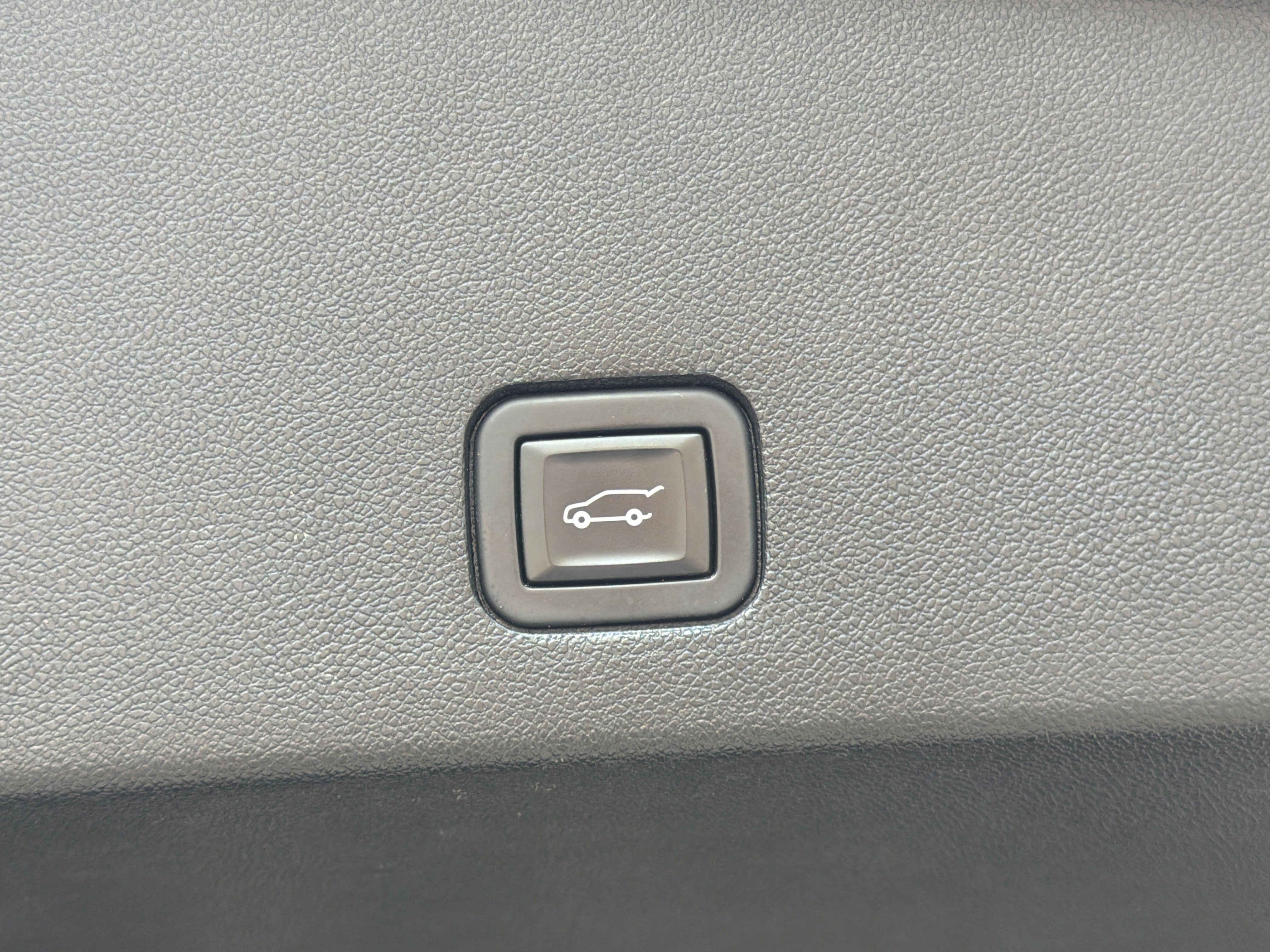 Used 2021 Dark Moon Blue Metallic Cadillac Sport image 24