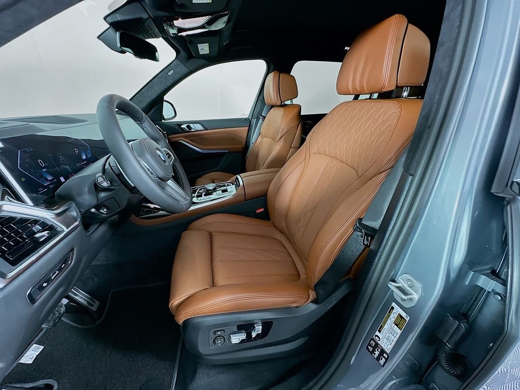 New 2027 Gray Metallic BMW xDrive40i image 16