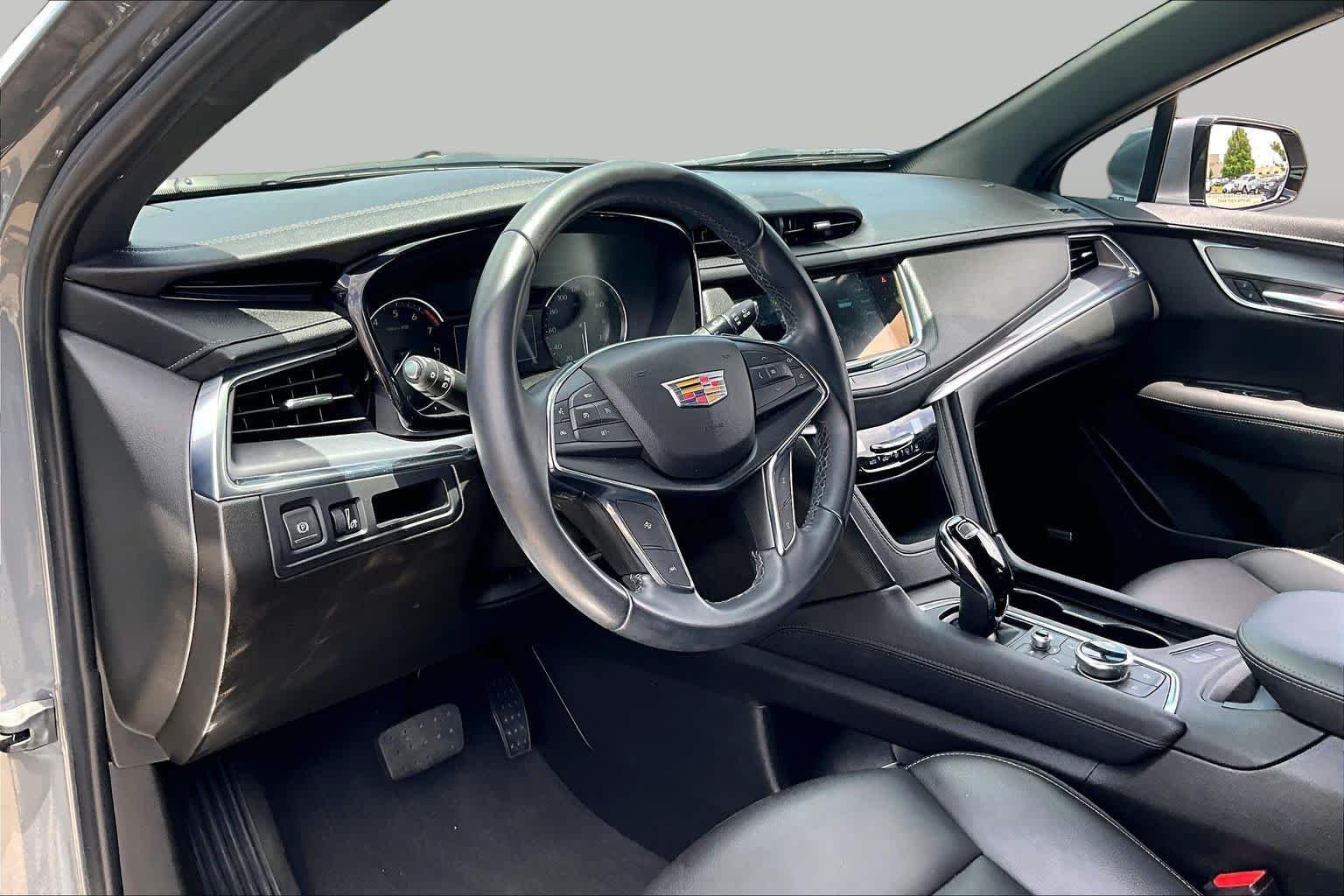 Used 2021 Satin Steel Metallic Cadillac FWD Luxury image 17