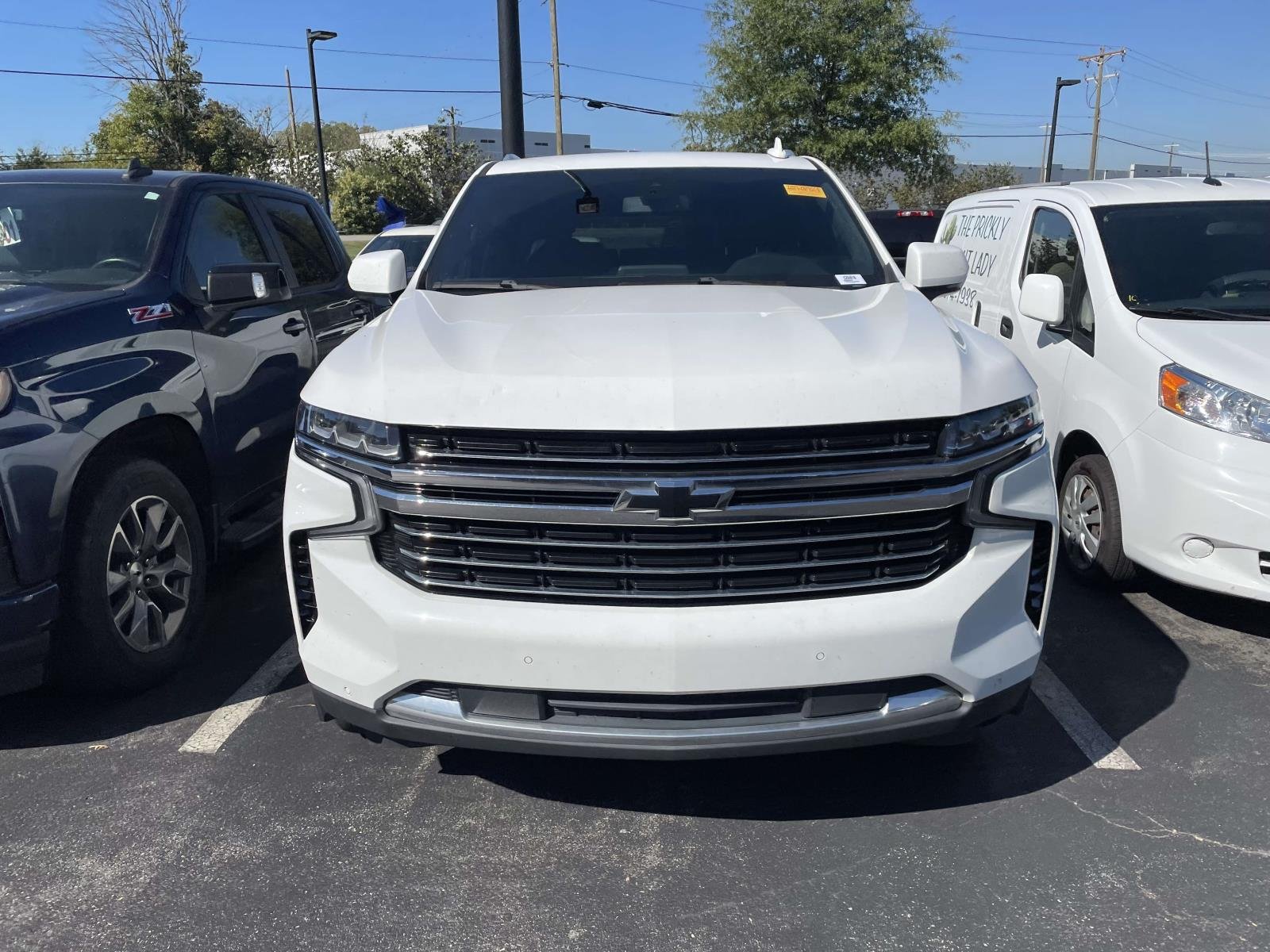 Used 2022 Summit White Chevrolet LT image 2