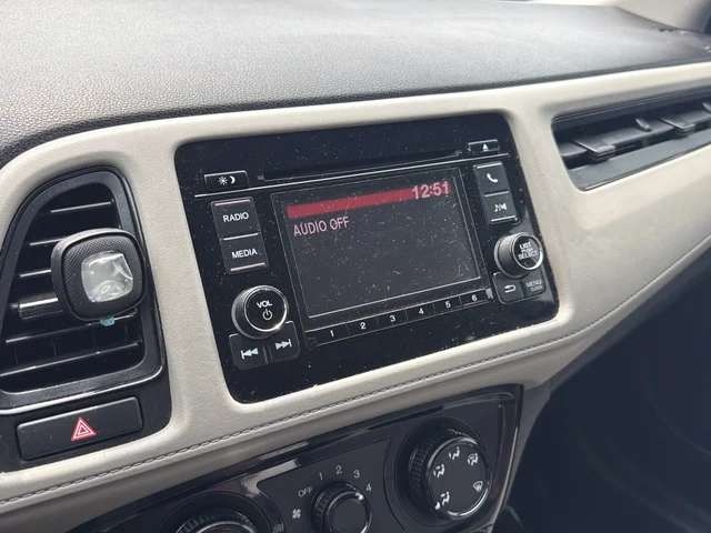 Used 2022 Silver Honda LX image 14