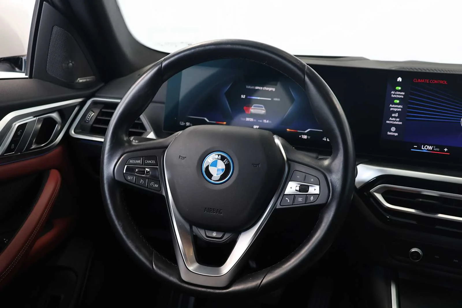 Certified Used 2023 Mineral White Metallic BMW eDrive35 image 25