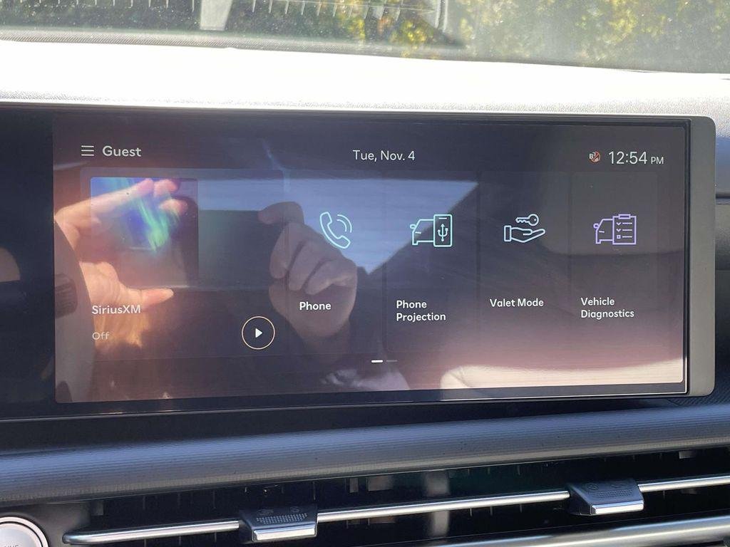 New 2026 White Hyundai SEL AWD image 24