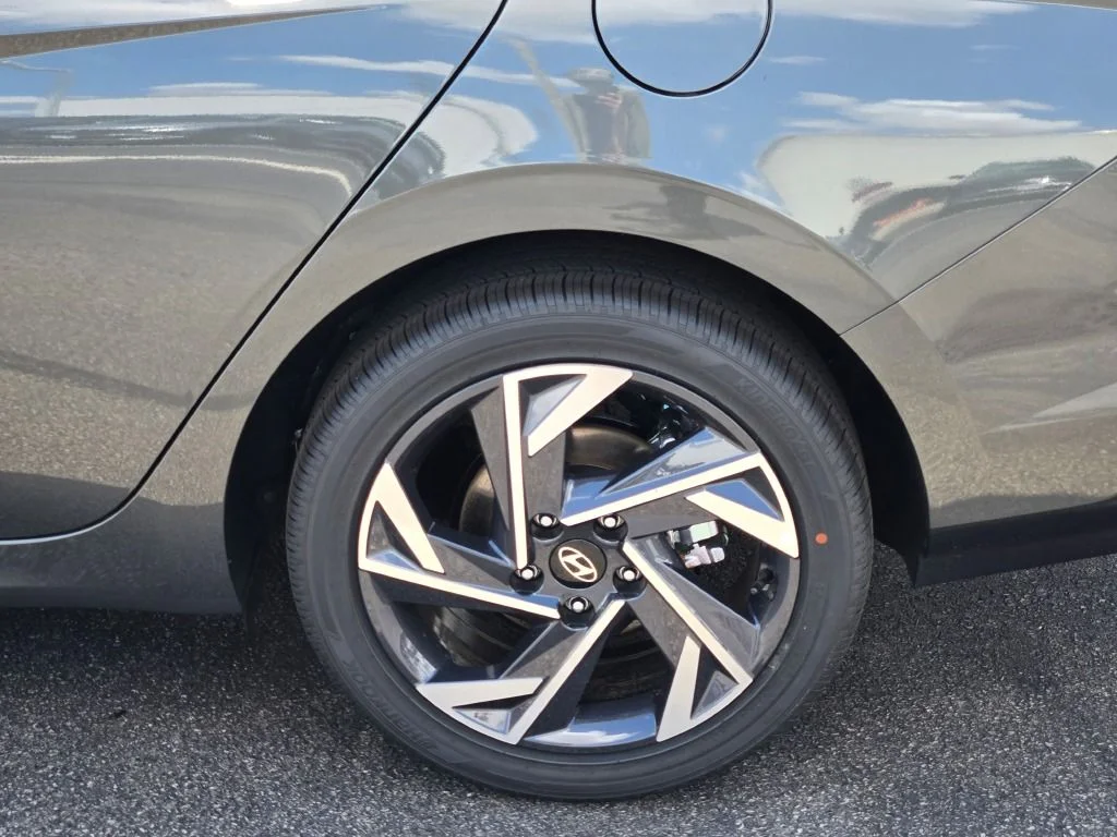 New 2026 Gray Hyundai Limited image 13