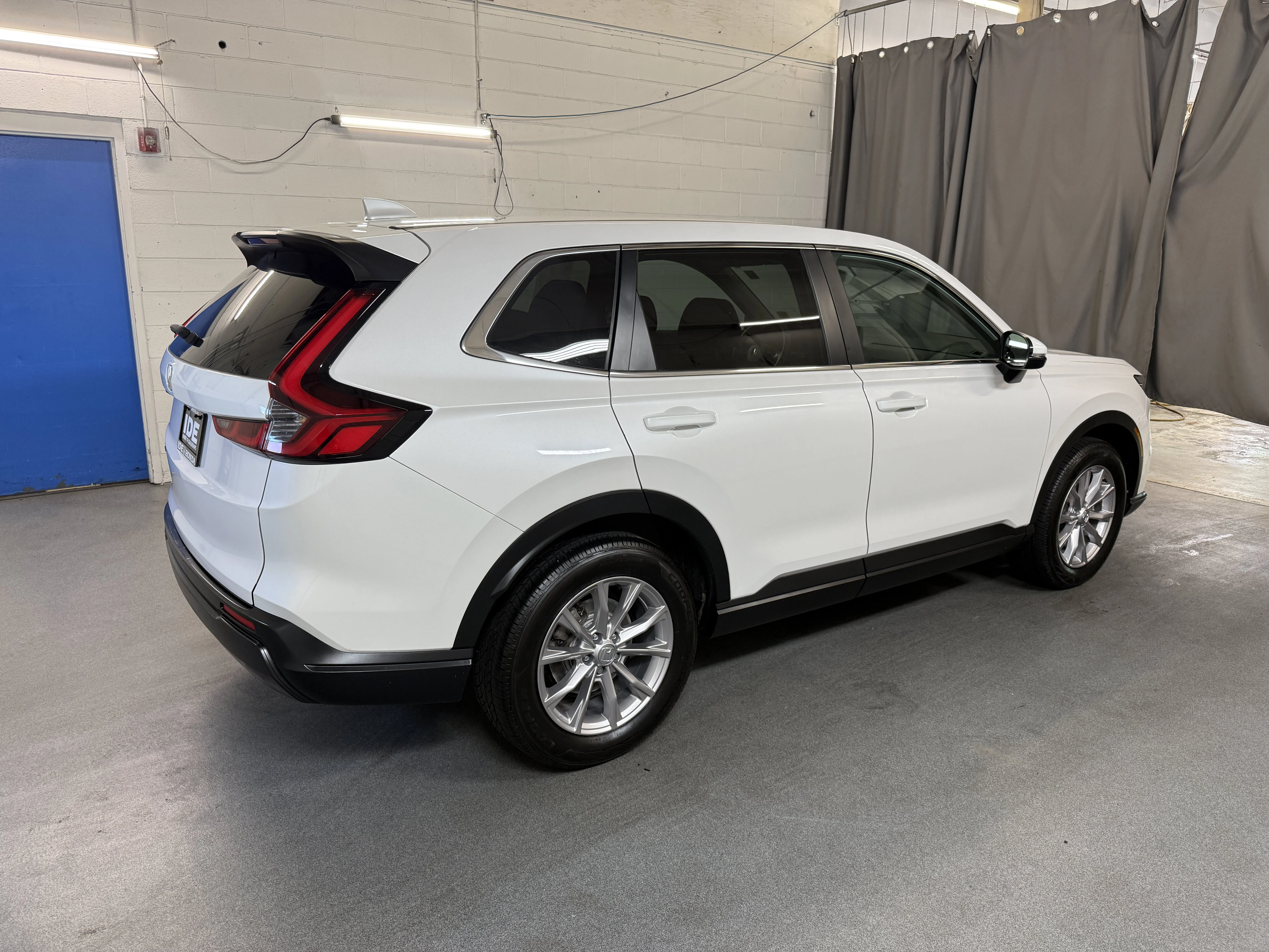 Certified Used 2024 Platinum White Pearl Honda EX image 9