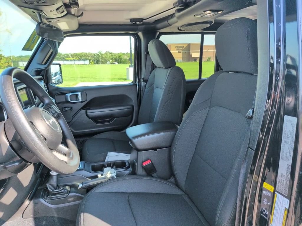 Used 2022 Black Jeep Willys image 17