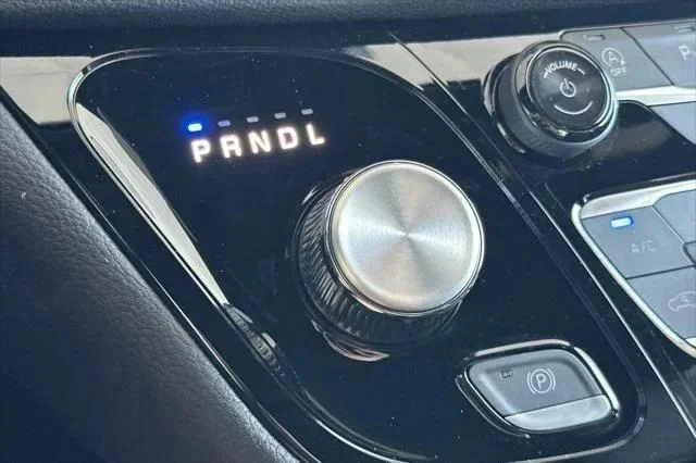 2026 Chrysler Pacifica Select - Photo 22