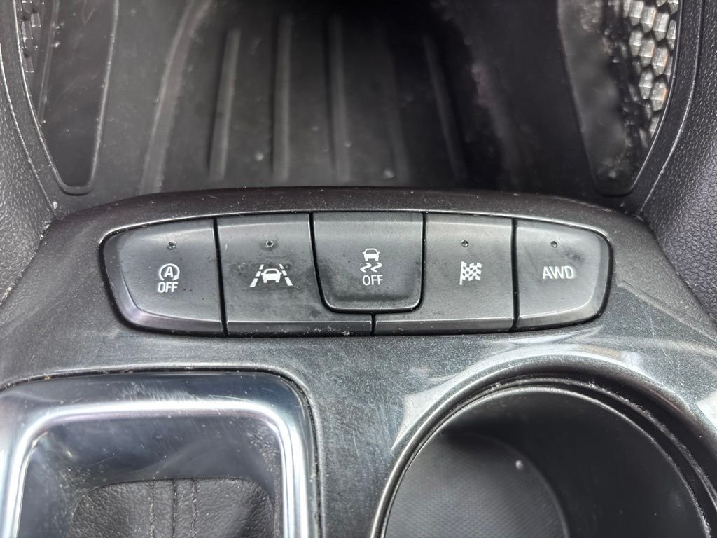 Used 2023 Black Chevrolet ACTIV image 28