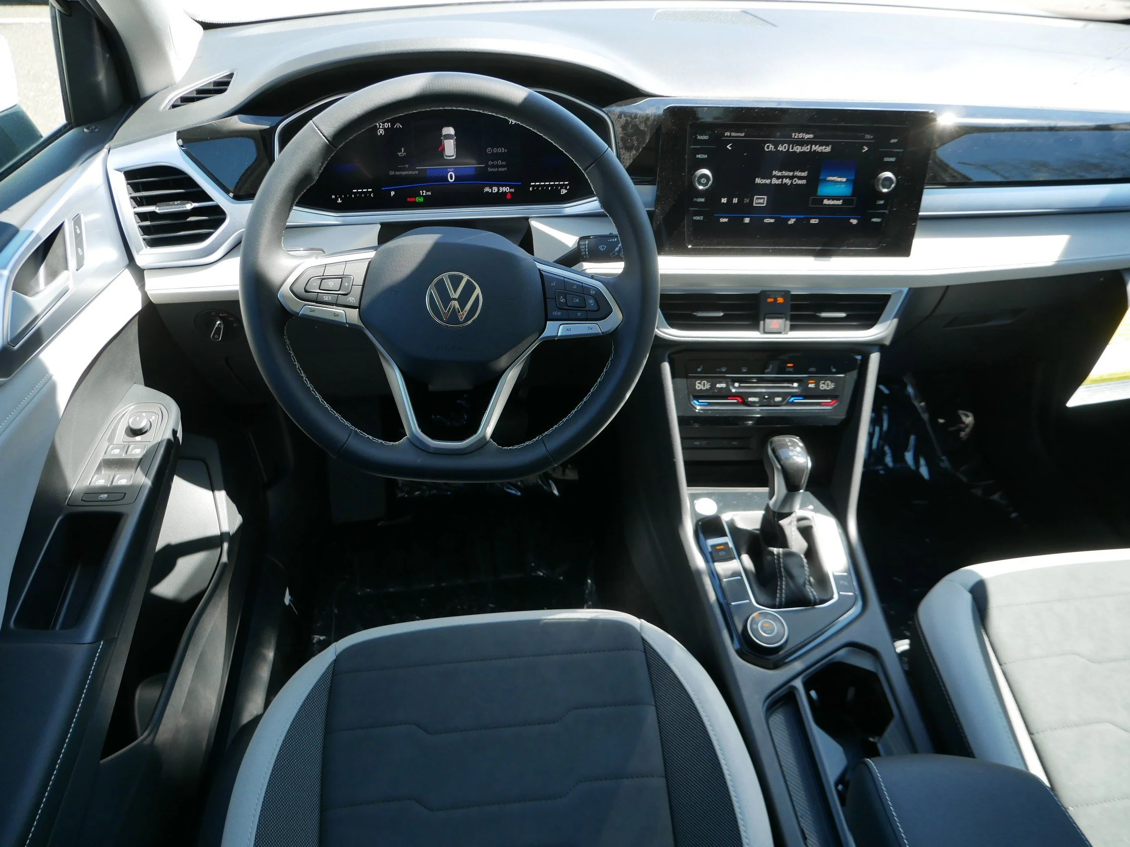 New 2026 Pure White Volkswagen SE image 7
