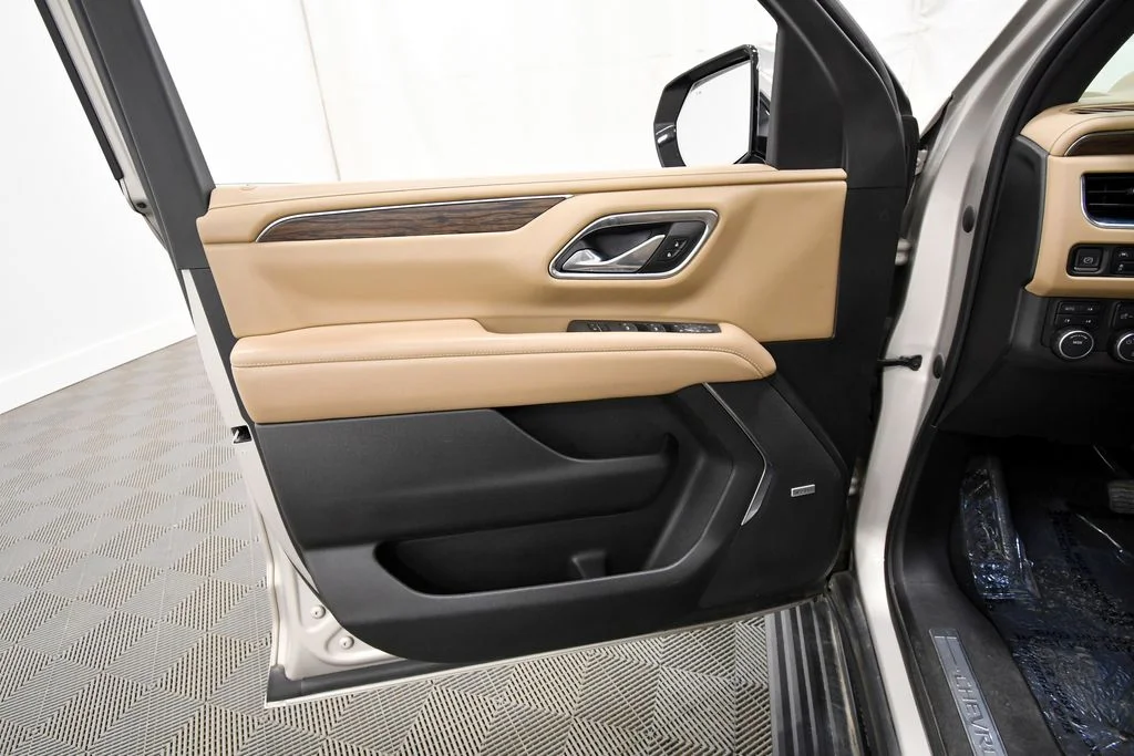 2023 Chevrolet Tahoe Premier - Photo 13