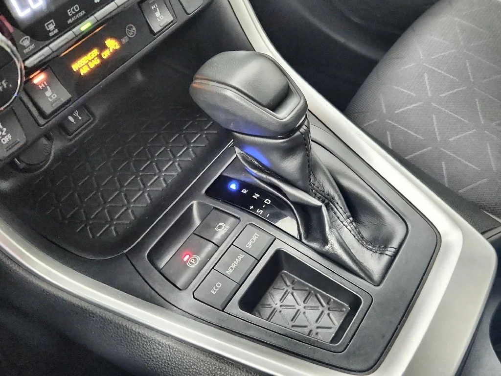 Used 2019 Blue Toyota XLE image 30