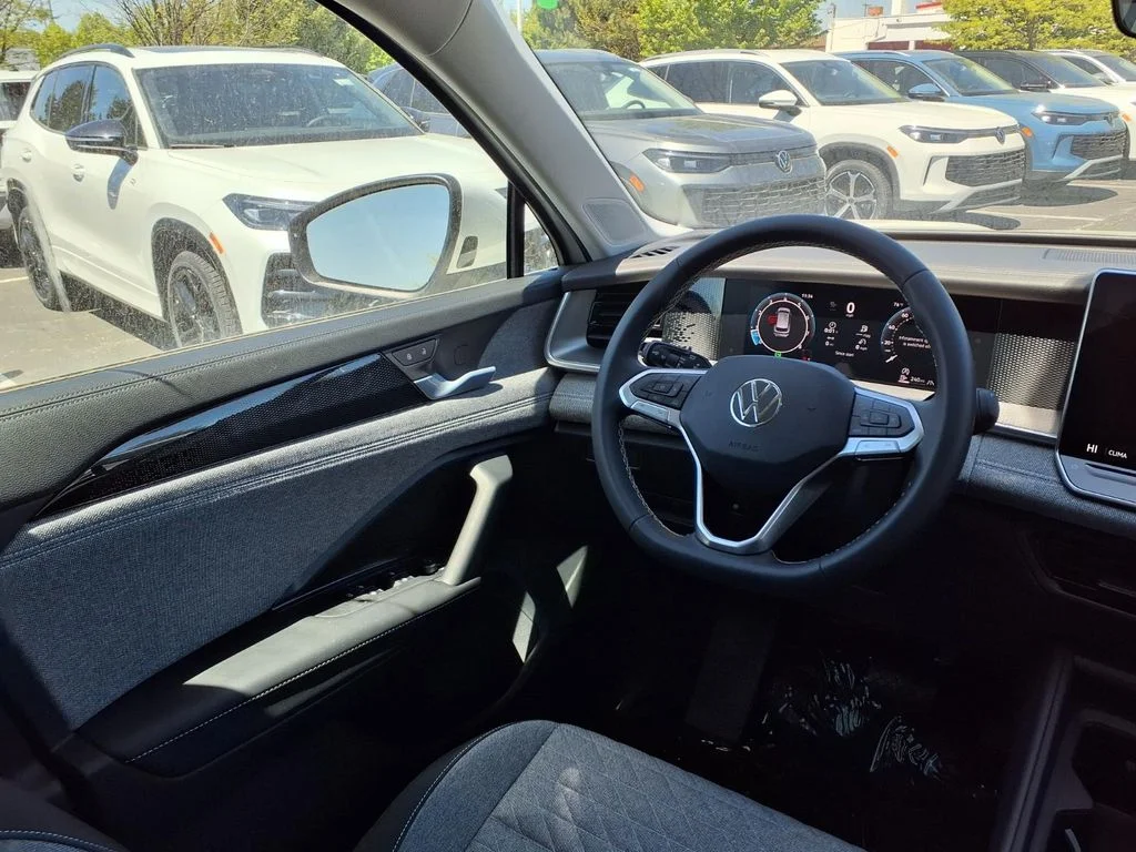 New 2026 Pure White Volkswagen S image 21