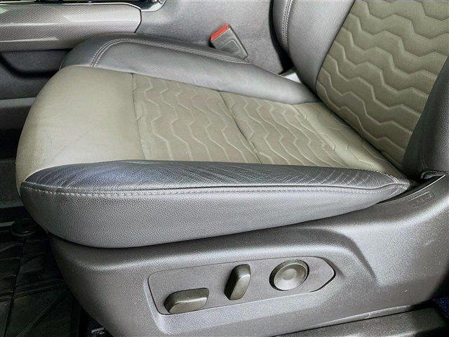 Used 2025 Slate Gray Metallic Chevrolet ZR2 image 24