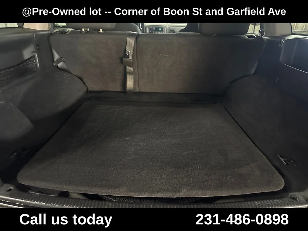 Used 2003  Jeep Laredo image 27